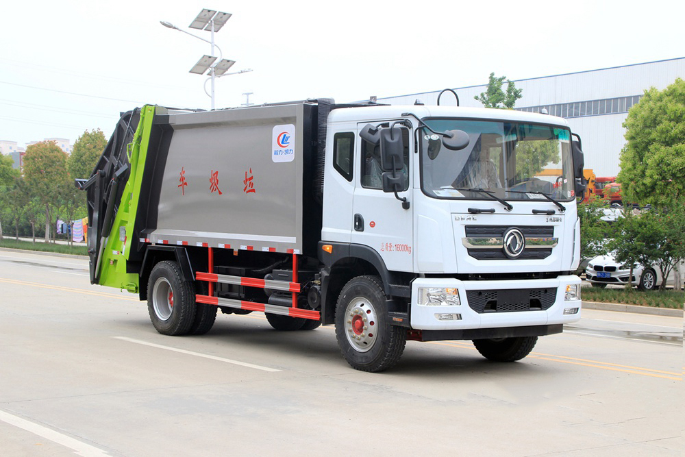 东风D9 10方压缩垃圾车