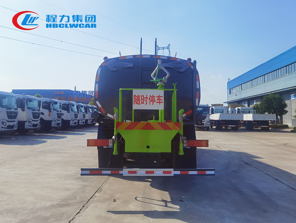 18-20方大型洒水抑尘车