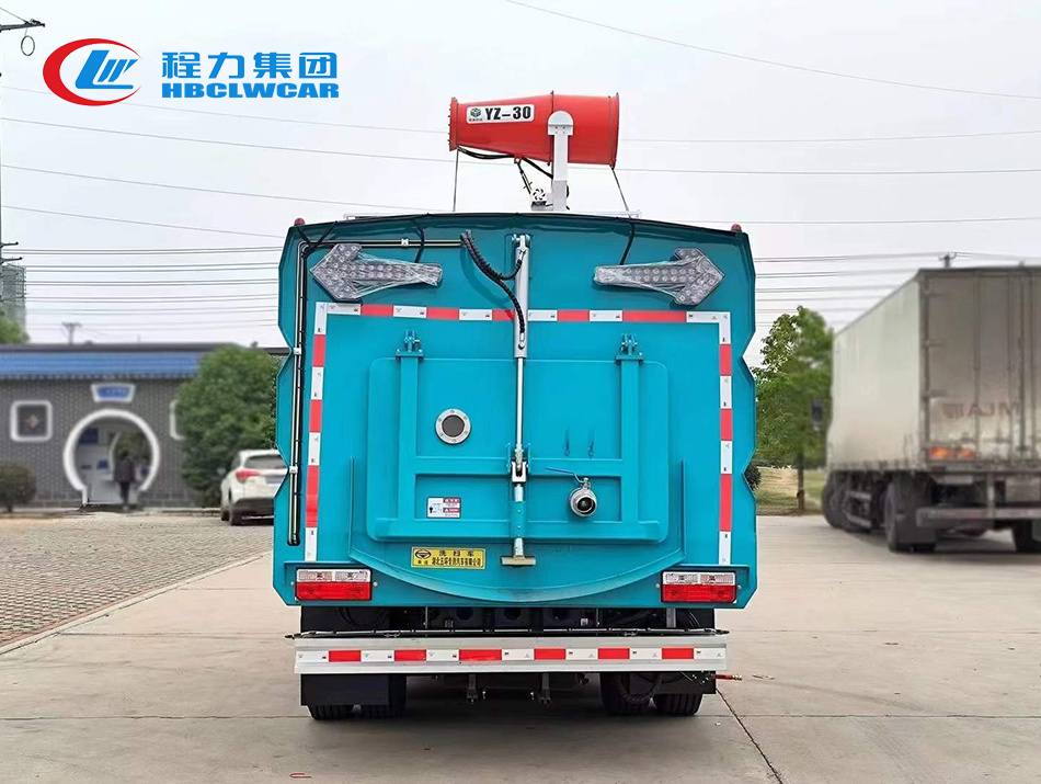 东风大多利卡洗扫车4方尘箱.5方水箱