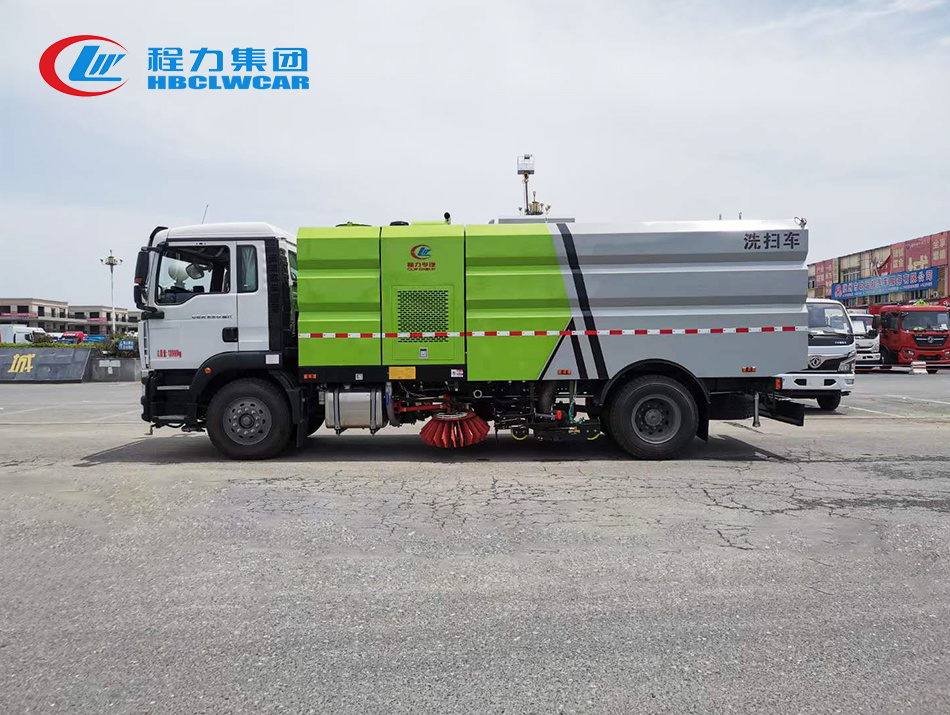 重汽汕德卡洗扫车