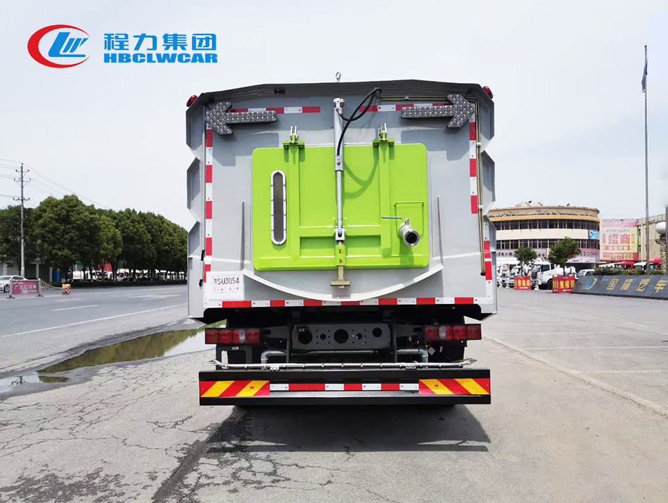 重汽汕德卡洗扫车