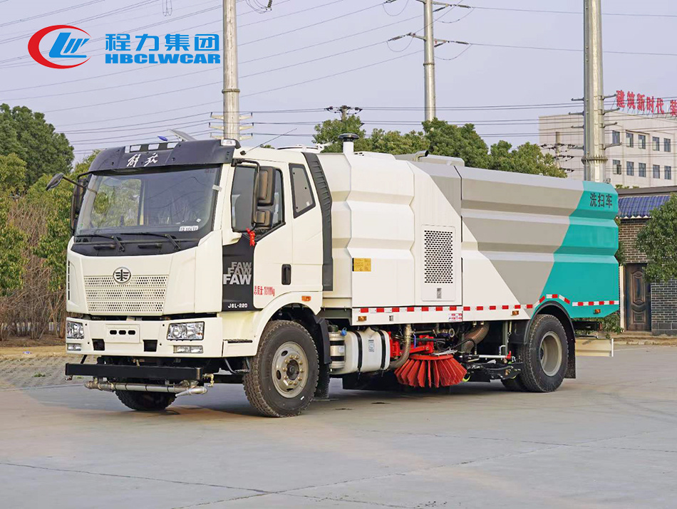 解放J6洗扫车