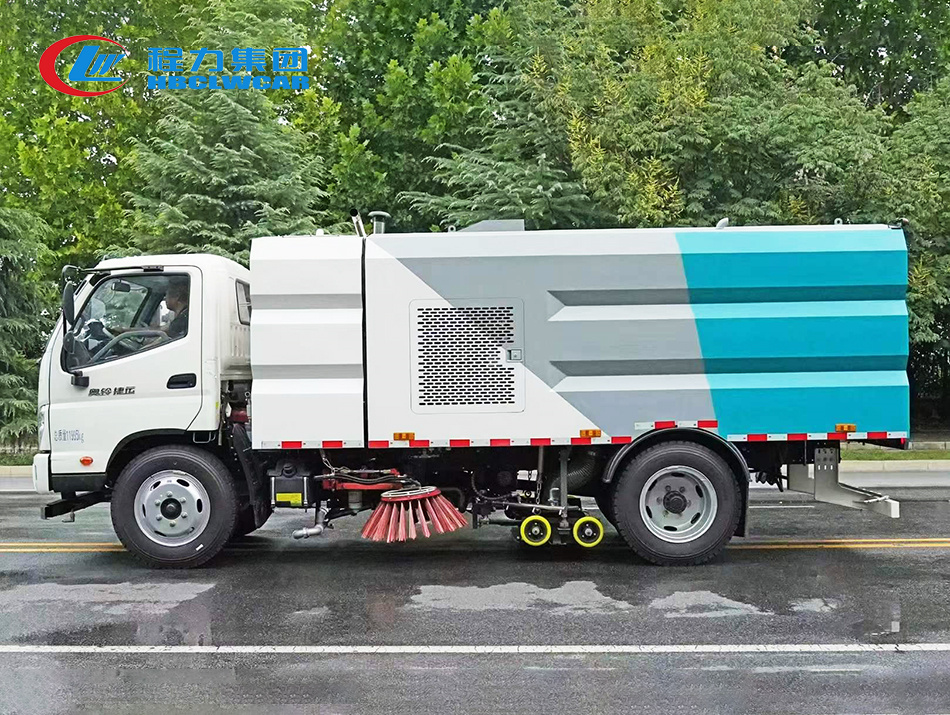 福田奥铃9方洗扫车