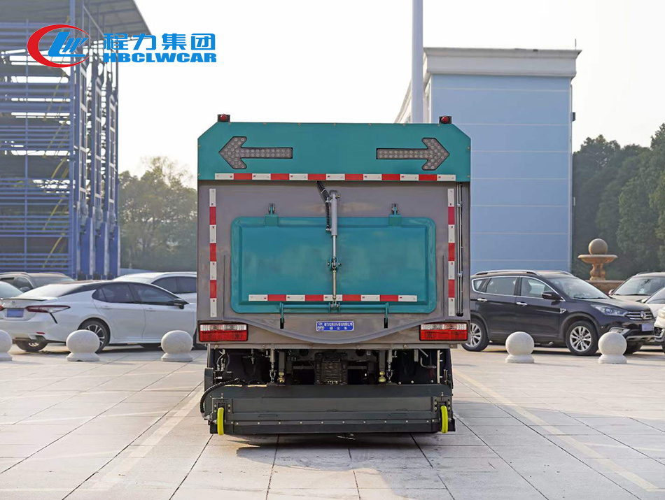 东风福瑞卡干湿两用吸尘车