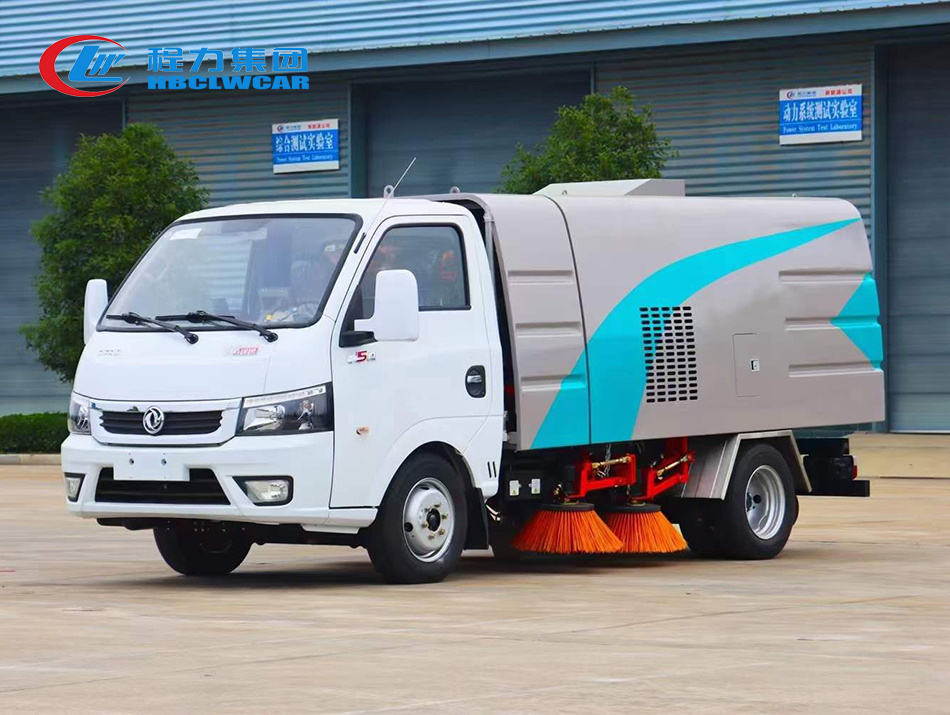 东风途逸蓝牌扫路车