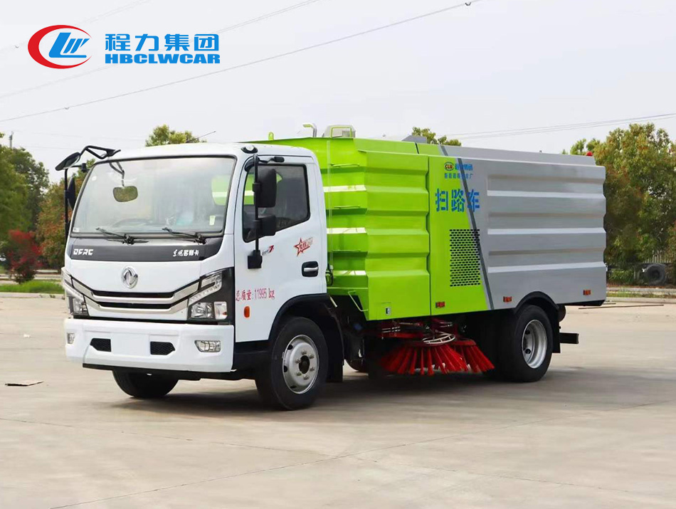 东风大多利卡扫路车