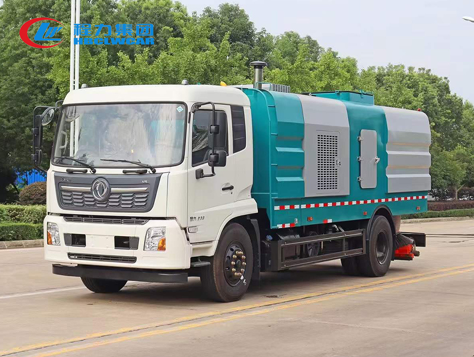 东风天锦吸尘车2方水8方尘