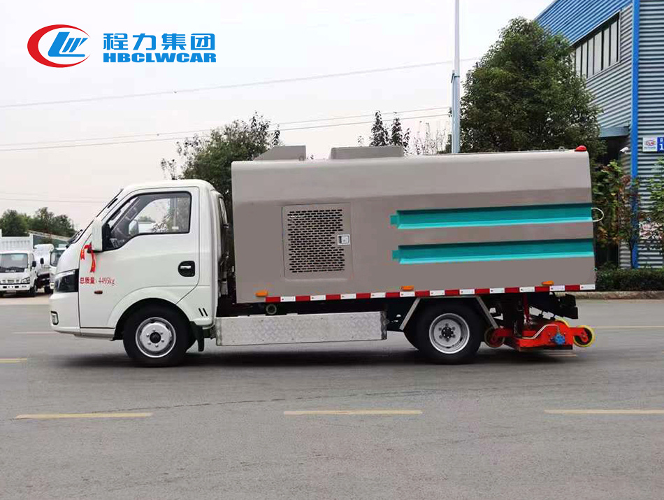 东风华神2.5方电动吸尘车
