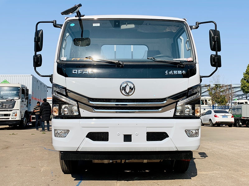 东风4.2米黄牌气瓶运输车