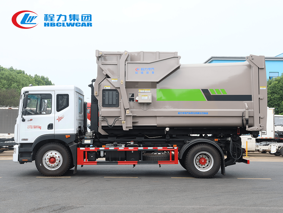 东风D9  10-14方勾臂垃圾车