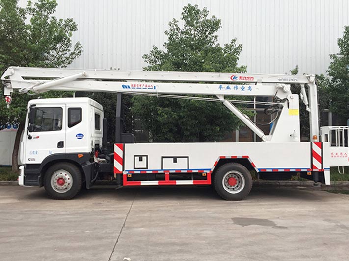 22米东风D9高空作业车