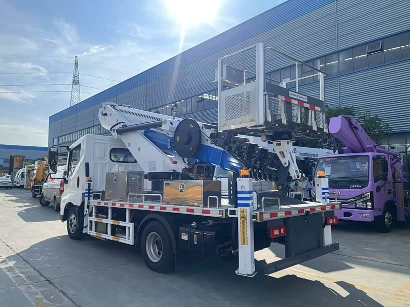 比亚迪33米混动高空作业车
