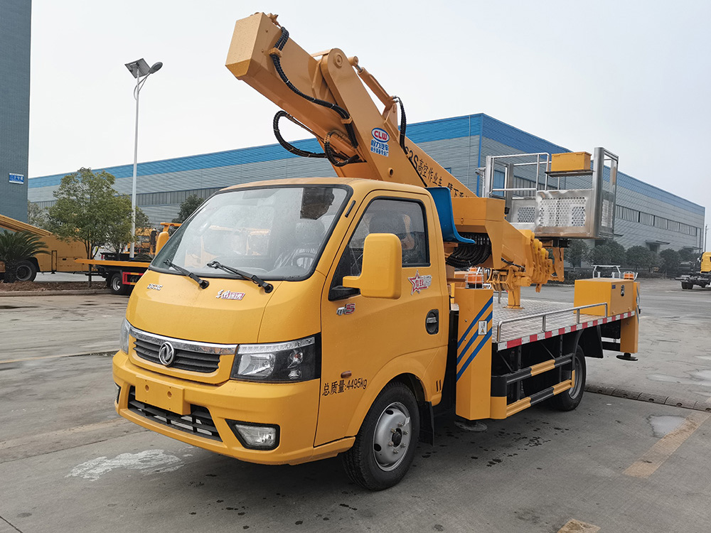 东风途逸21米高空作业车