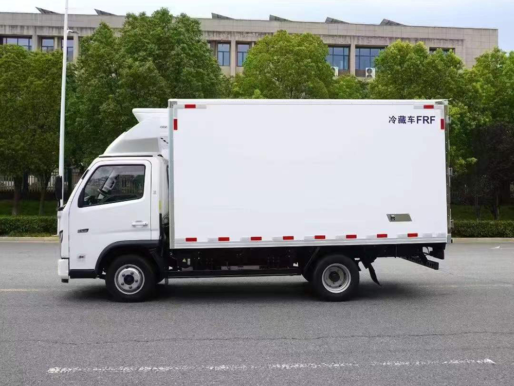 福田欧马可智蓝X卡纯电动冷藏车