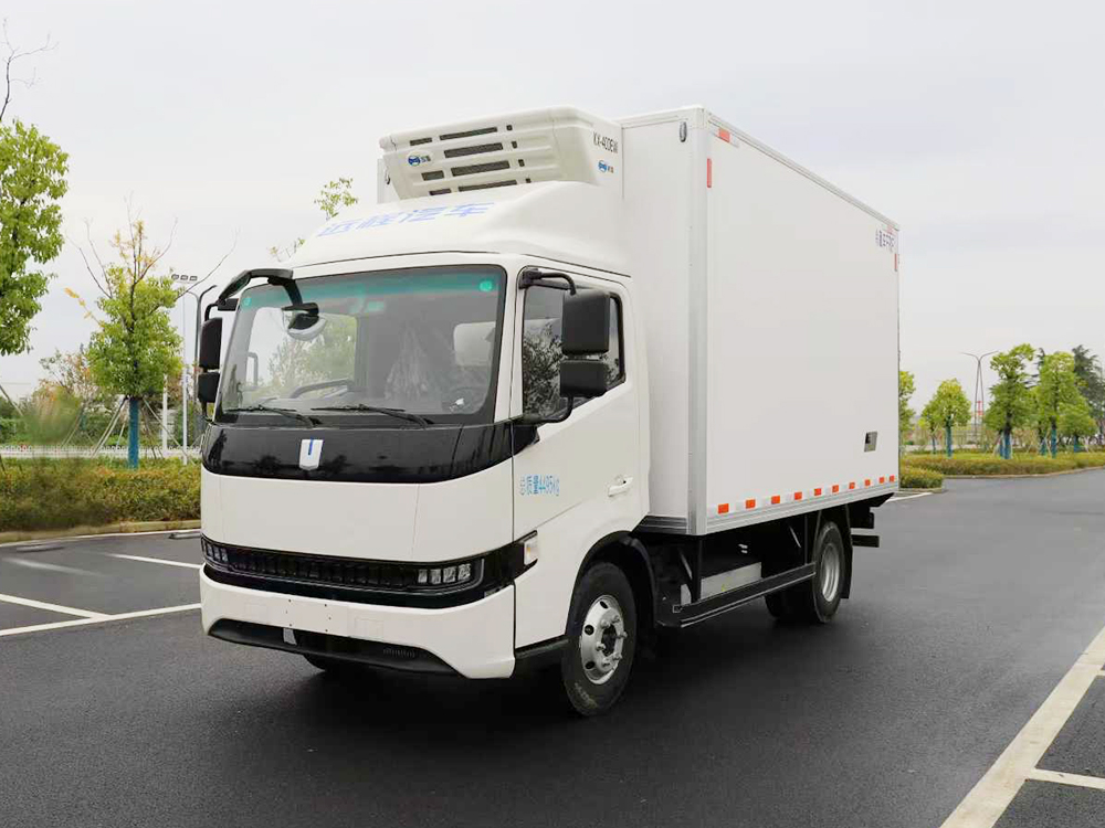吉利远程星智H8E纯电动冷藏车