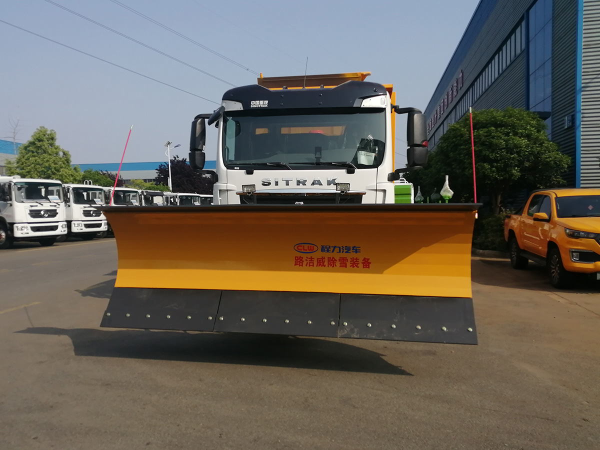 重汽汕德卡CL5251TCX6YC型除雪车