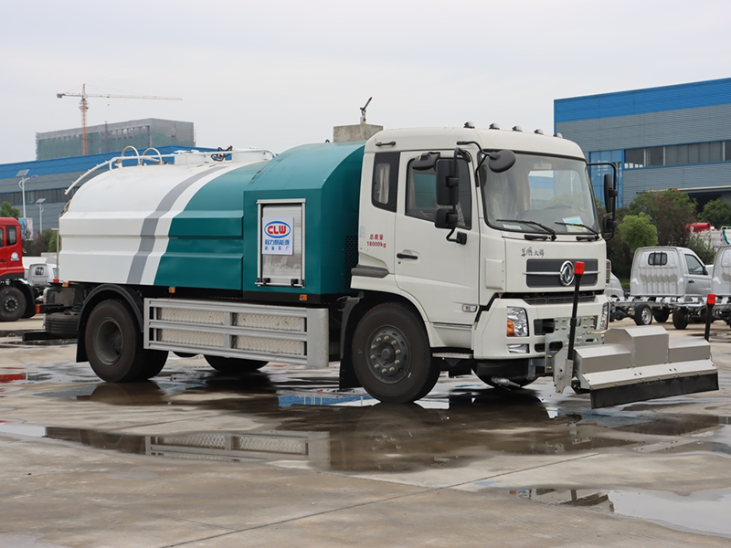  CL5182GQXBEV型纯电动清洗车