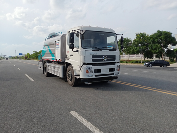 CL5090TDYBEV东风纯电动多功能抑尘车