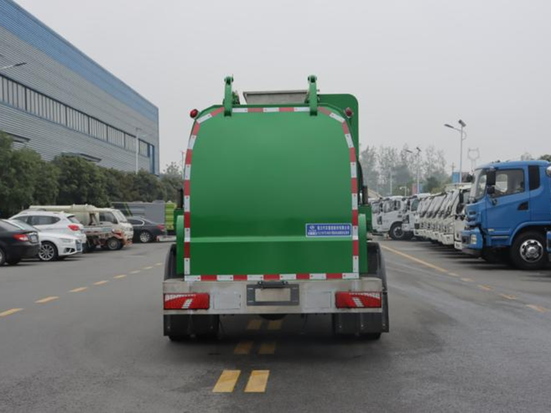 CL5120TCABEV型纯电动餐厨垃圾车